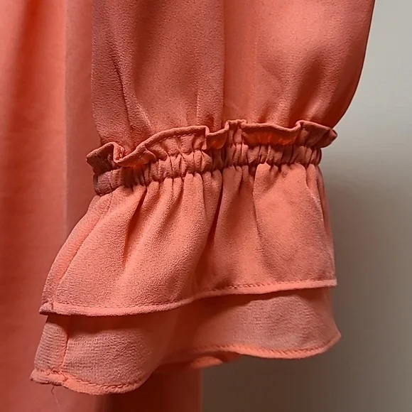 NWOT. WHBM Blouse Size XXS - Picture 4 of 7